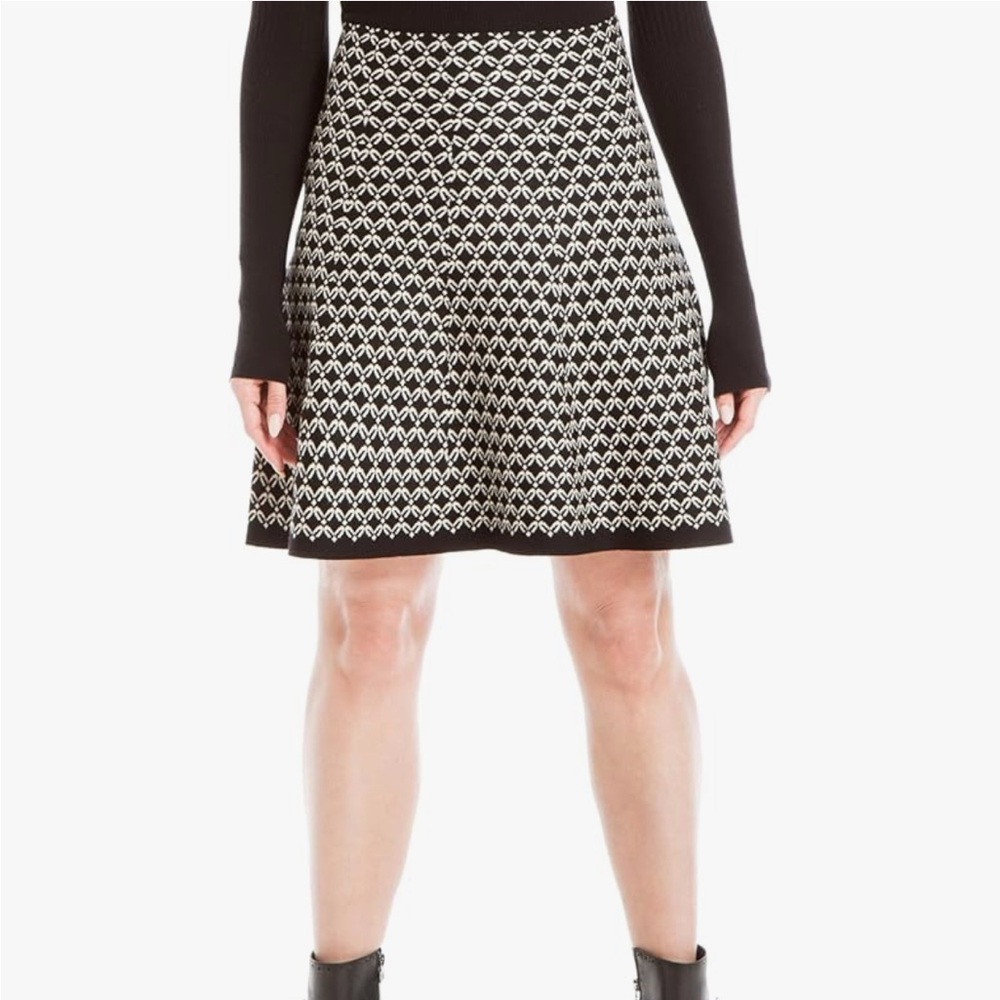 NWT Max Studio Women's A-Line Flared Stretchy Jacquard Skater Mini Sweater Skirt